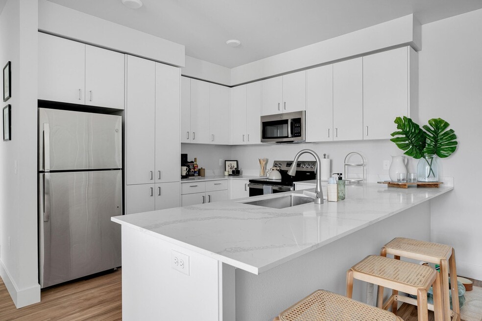 Tilian Point, Woodburn, OR 97071 - photo 1