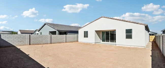 15735 W Camden Ave, Waddell, AZ 85355 - photo 5