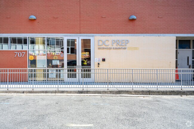 DC Prep PCS Edgewood Elementary earns an A-plus rating on Niche.