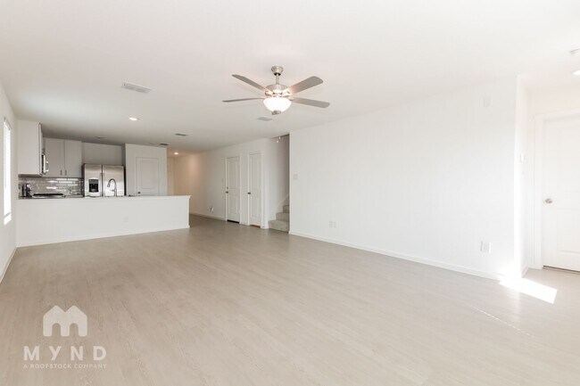 2725 Mistwood Dr, Fort Worth, TX 76108 - photo 6