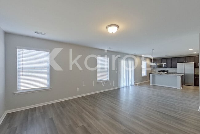 102 Colonial Way, Springfield, GA 31329 - photo 2