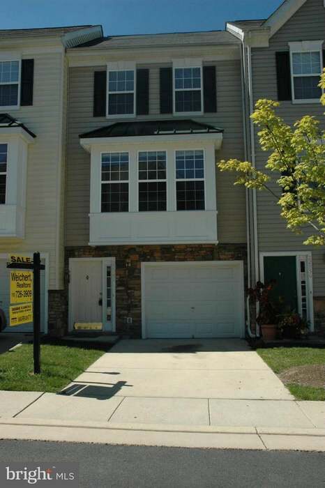 22954 Fontwell Square, Sterling, VA 20166