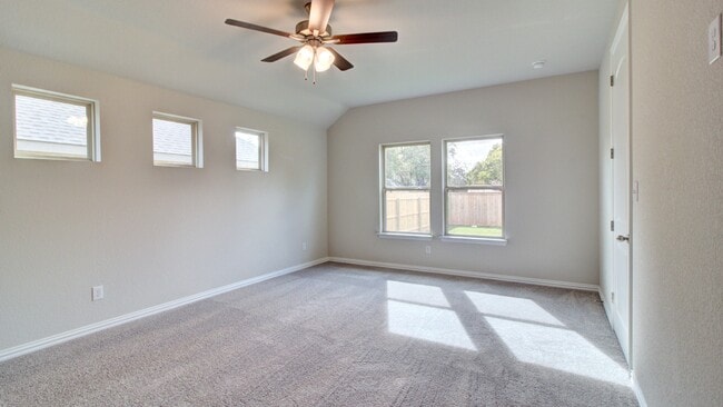 820 Little Pebble, New Braunfels, TX 78130 - photo 7