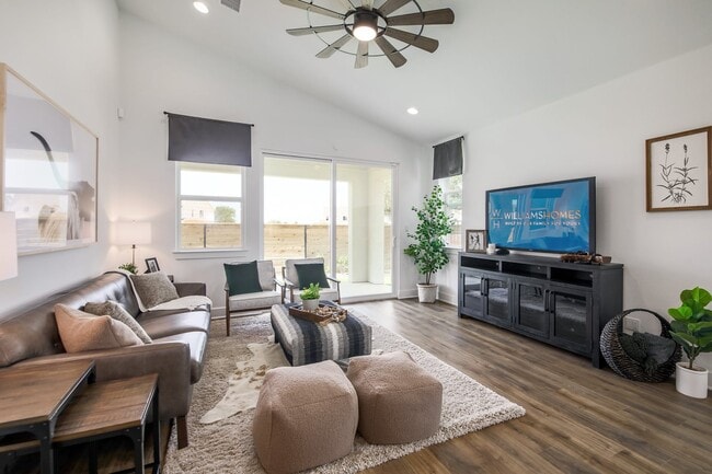 1100 Yaupon Holly Dr, Georgetown, TX 78628 - photo 5