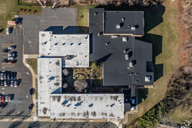 Cliffwood Elementary School has  a NICHE rating of B.