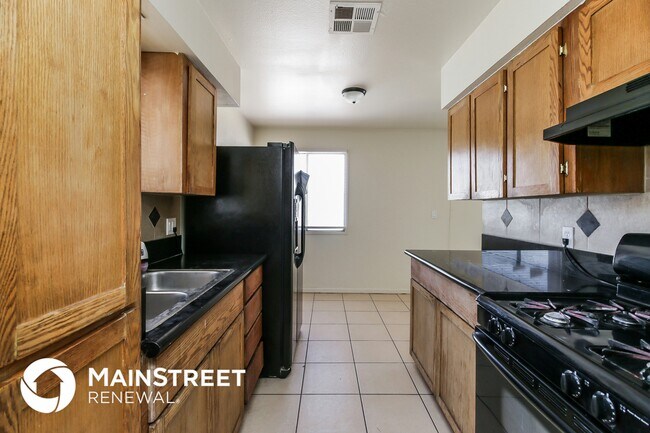 2027 W Chambers St, Phoenix, AZ 85041 - photo 7