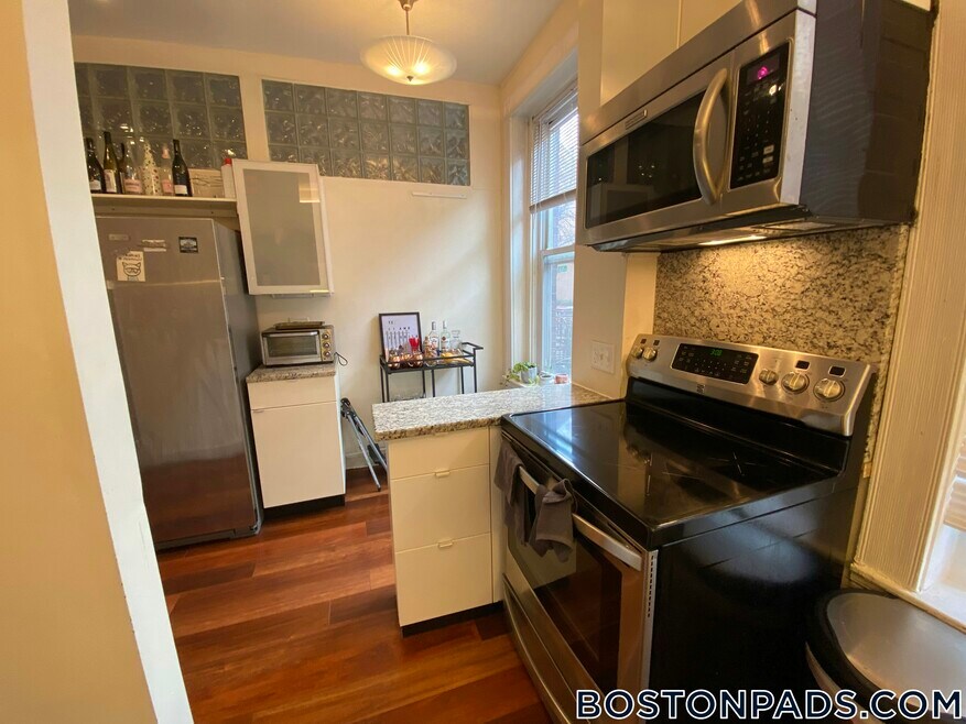 55 St Stephen St unit 2, Boston, MA 02115 - photo 1