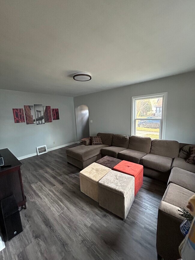 1208 N 4th St, Mankato, MN 56001 - photo 6