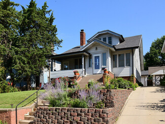 5022 Izard St, Omaha, NE 68132