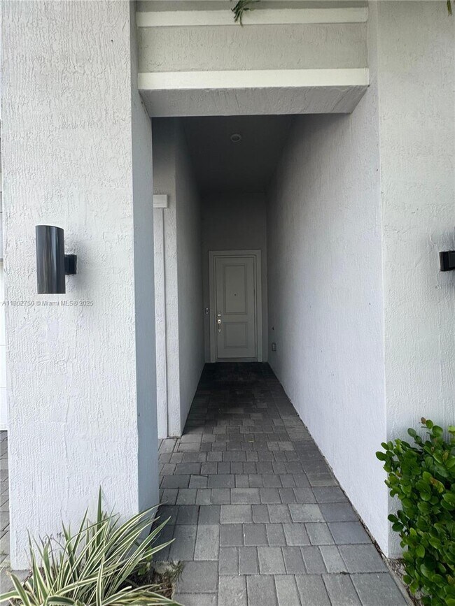 4398 SW 173rd Ave, Miramar, FL 33029 - photo 3