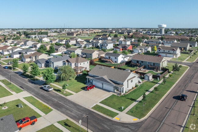 Anderson Park features walkable neighborhoods with well-maintained sidewalks.