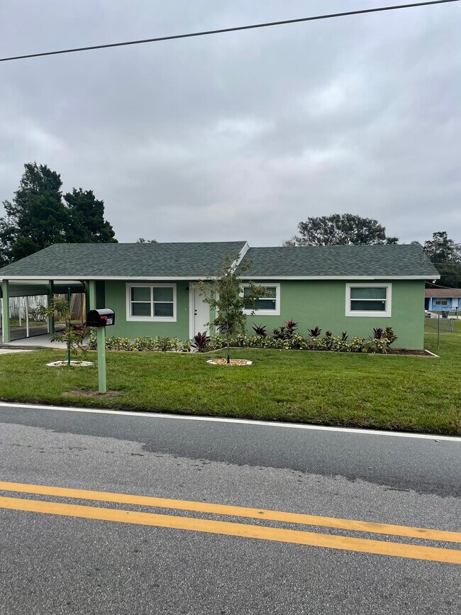 907 Experiment Station Rd, Lake Alfred, FL 33850