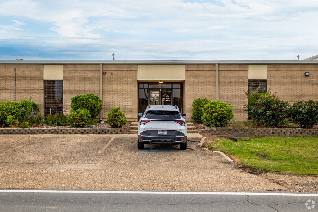 Older students may attend Drew Central High School.