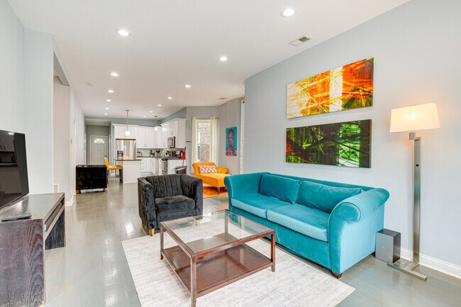 4904 W Fulton St unit ID1306062P, Chicago, IL 60644 - photo 2