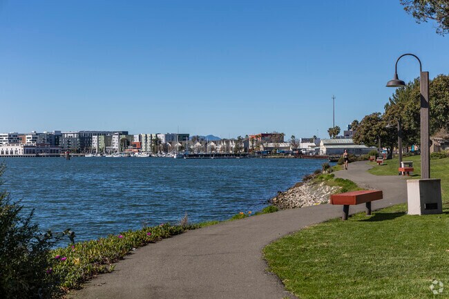 Embarcadero's Bay Trail follows the edge of the Brooklyn Basin.