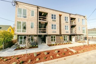 1505 N Humboldt St, Portland, OR 97217