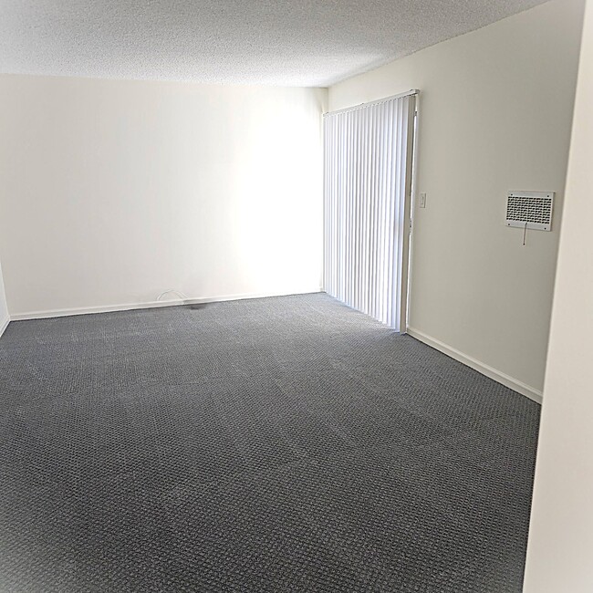 10527 Palms Blvd unit 304, Los Angeles, CA 90034 - photo 4