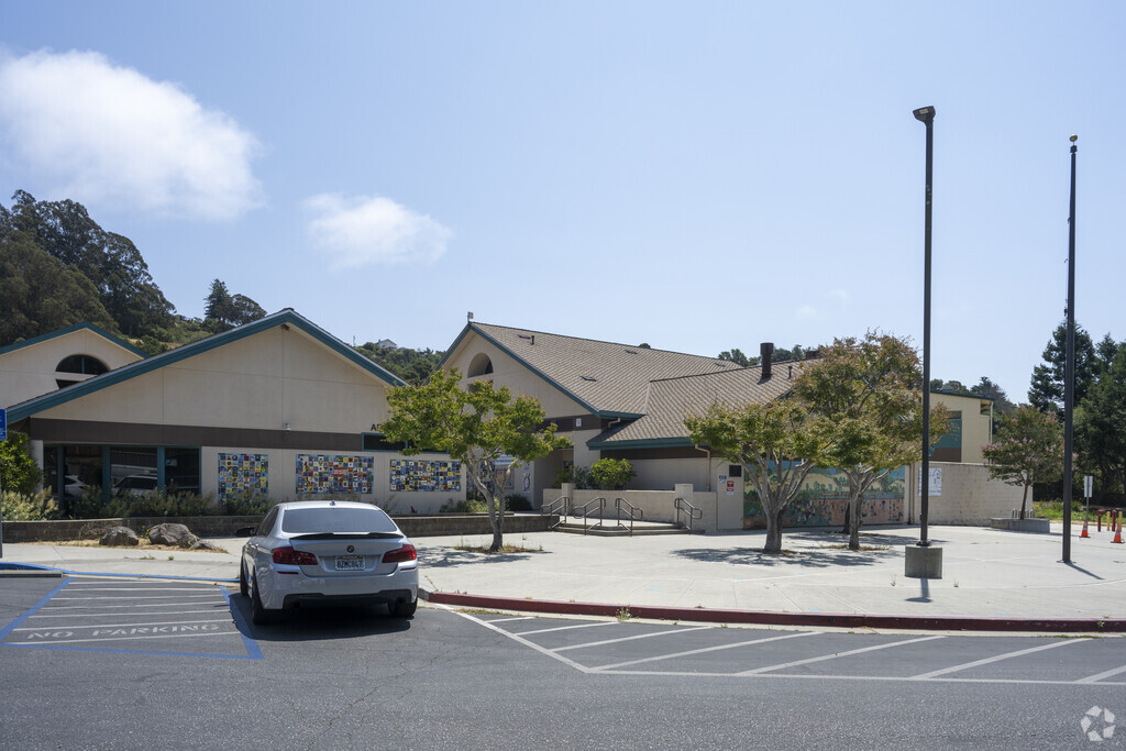 Main Street Elementary School serves students in the Capitola area.