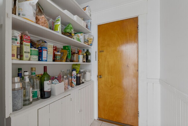 95 Beacon St unit 2, Somerville, MA 02143 - photo 5