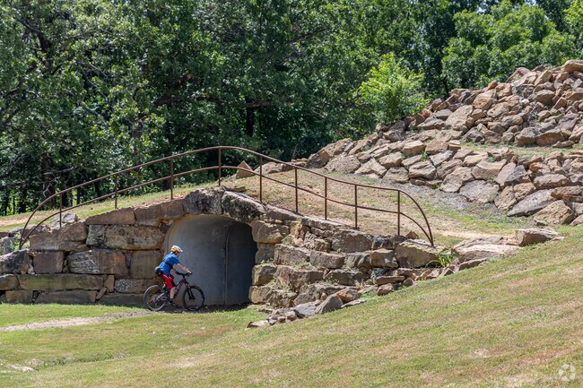 Just across I-49, highly technical trails are available to advanced cyclists at Centennial Park.