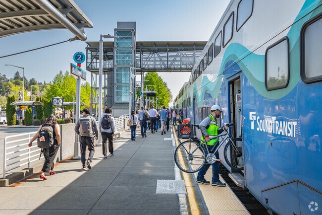 Cambridge and Kentwood commuters can get to Tacoma and Seattle using the Sounder train.