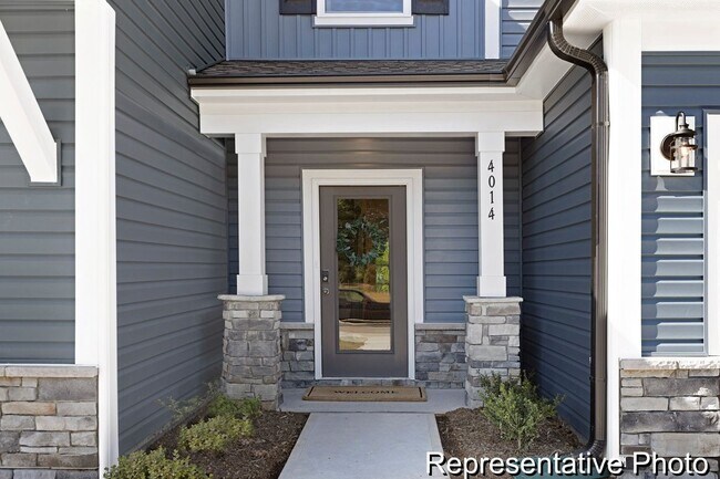 4059 Aster Point Ct unit 11, Winston-Salem, NC 27040 - photo 2