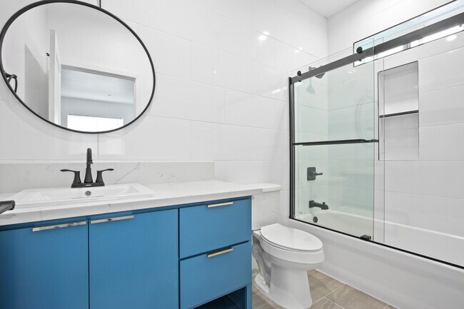 1139 S Lorena St unit 1137, Los Angeles, CA 90023 - photo 6