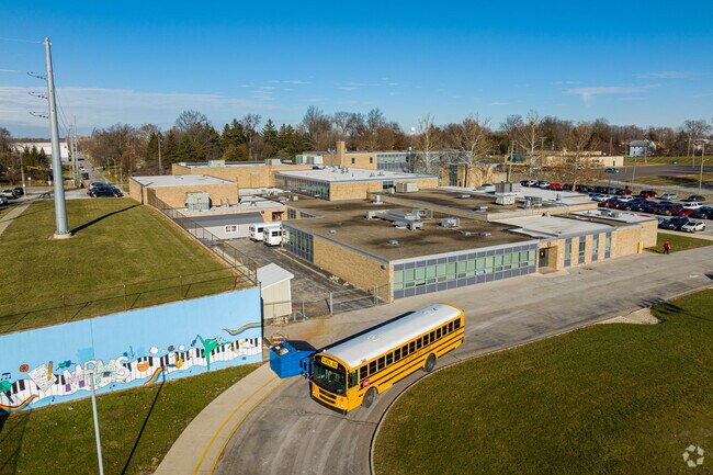 Fort Wayne's Memorial Park Middle School has a student-teacher ratio of 15 to 1.