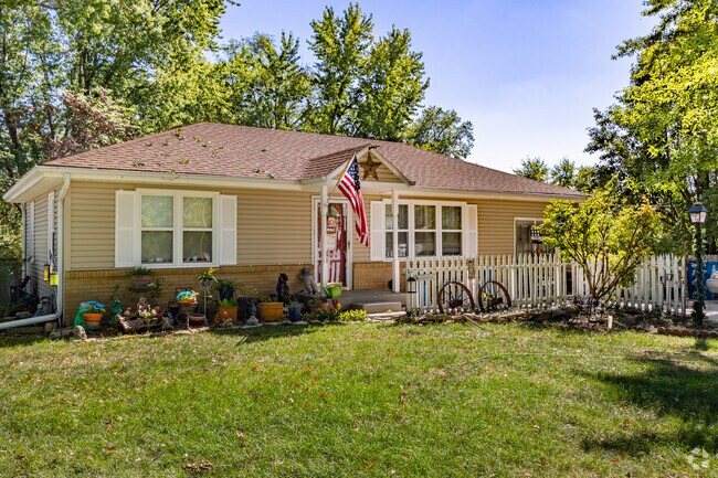 Homebuyers find plenty of ranch-style options in Claycomo.