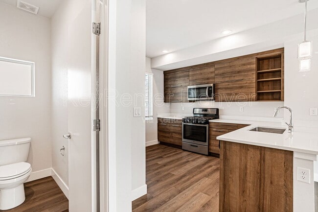 5535 W 10th Ave, Lakewood, CO 80214 - photo 2