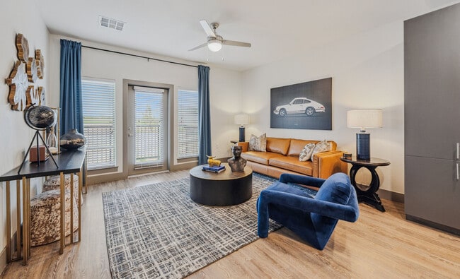 Broadvue Apartments, Oklahoma City, OK 73114 - photo 4