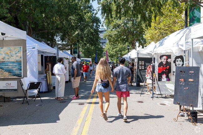 Buckhead Arts Festival is a two-day outdoor fine arts event.