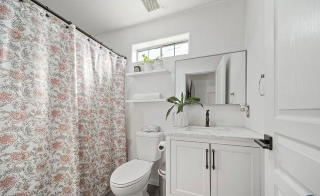 1900 Rancho Frontera Ave unit F44, Calexico, CA 92231 - photo 7