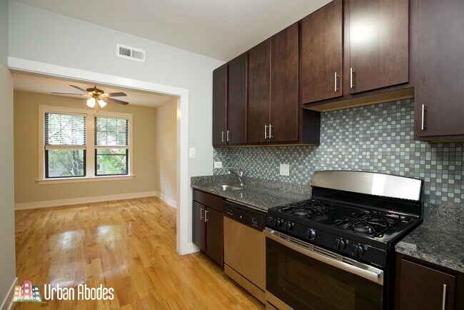 3908 N Janssen Ave unit A04C, Chicago, IL 60613 - photo 3