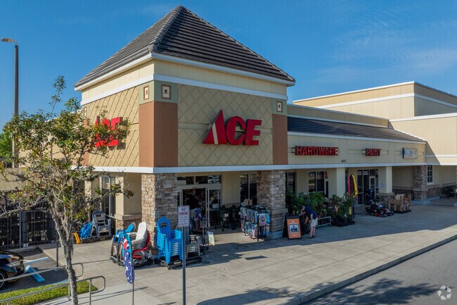 Your next DIY projects is made easy with the help of Ace in Cimarróne.