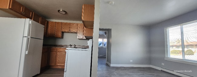 2109 W 119th St, Blue Island, IL 60406 - photo 2