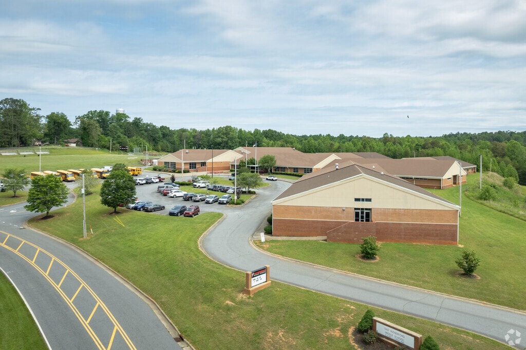 East Rutherford Middle School is a premier school in the area.