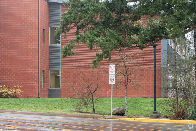 Clara Barton Elementary School