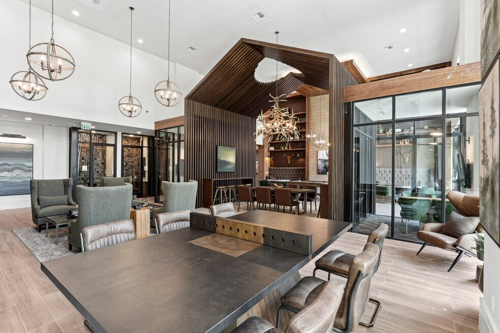 Versatile co-working spaces for focus and creativity.