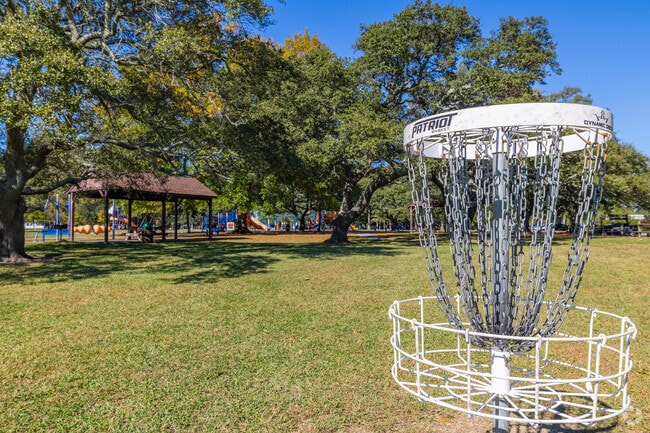 Lafayette Park is north of Hunter's Square and has an extensive disc gold course.