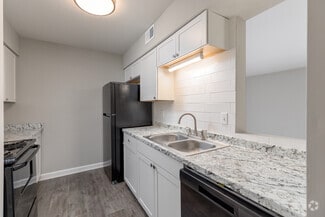 6250 Hillandale Dr, Lithonia, GA 30058