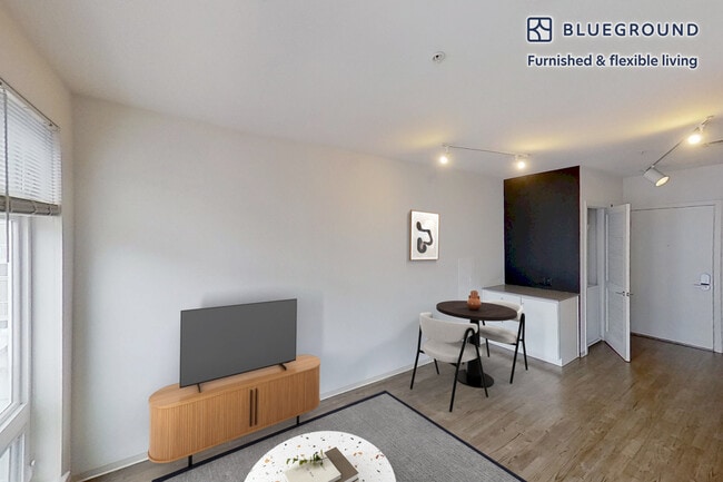 445 Artisan Way unit FL3-ID4647A, Somerville, MA 02145 - photo 2