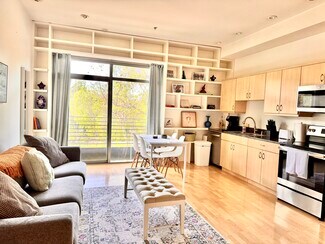 889 Date St, San Diego, CA 92101