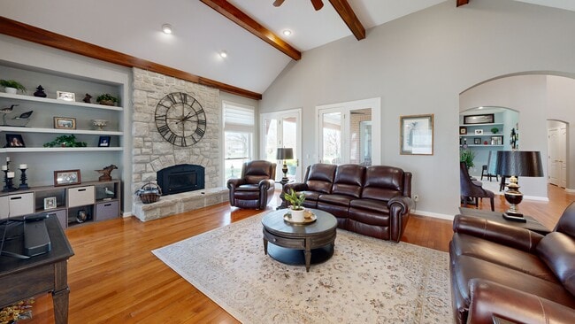 4210 Greenbriar Dr, Nixa, MO 65714 - photo 2