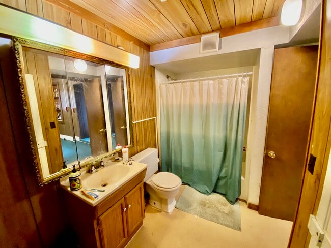 225 Jones Ave unit 2, Morgantown, WV 26505 - photo 5