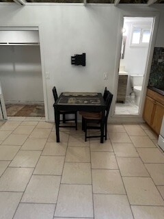 2102 W Huntington Ave, Anaheim, CA 92801