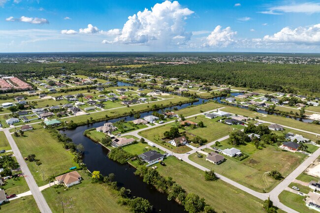 Diplomat has many sought-after features like canals that connect to the Gulf of Mexico.