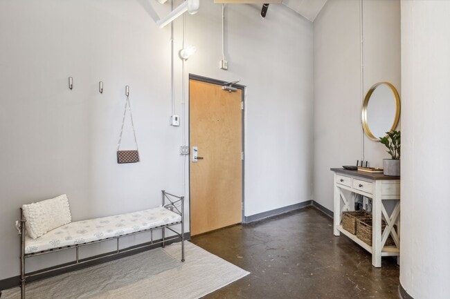 500 Robert St N unit 307, Saint Paul, MN 55101 - photo 3