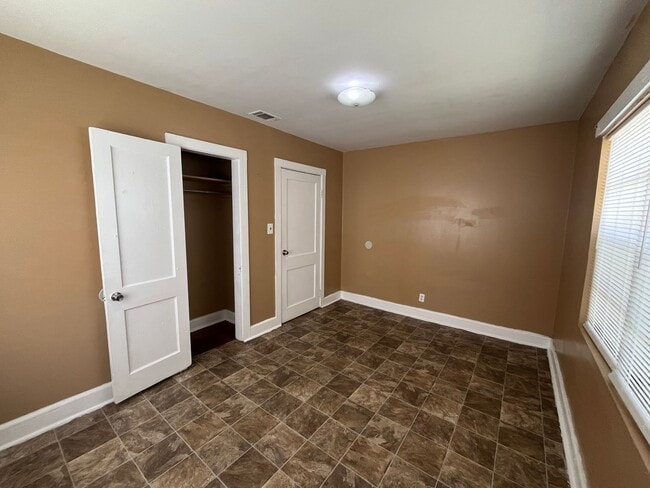 3330 Iantha St, Savannah, GA 31404 - photo 7