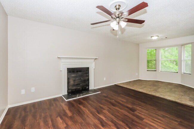 1505 Chelsea Downs Dr NE, Conyers, GA 30013 - photo 4
